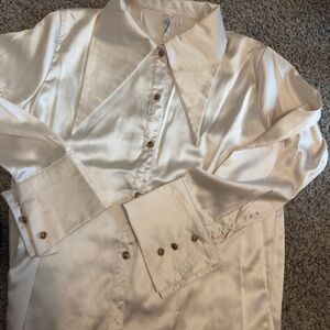 Avantlook Cream Satin Blouse Size Large